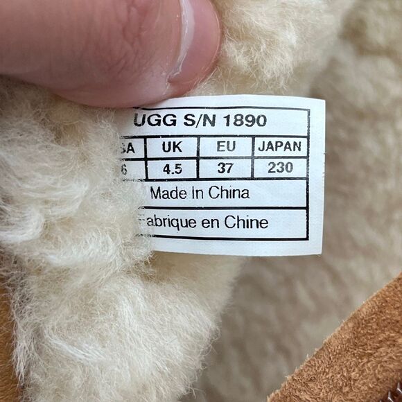 UGG Women’s Tall Zip Boots Sz 6 Chestnut Brown Suede Shearling Lined Winter Cozy - Picture 8 of 12